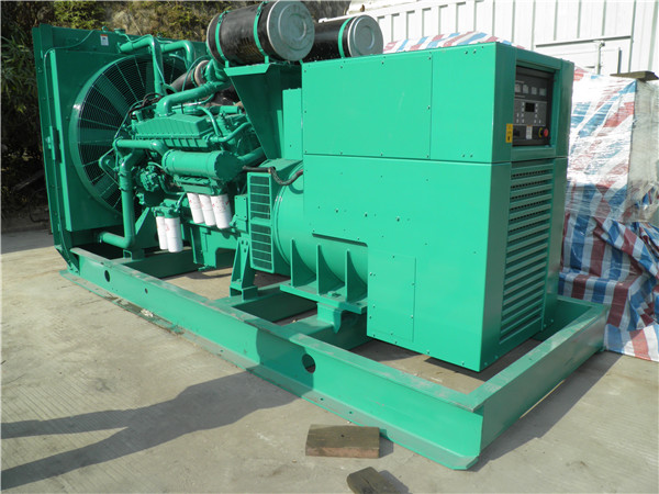 长岭出租发电机 发电机组厂家：柴油发电机组的控制屏的作用是什么？