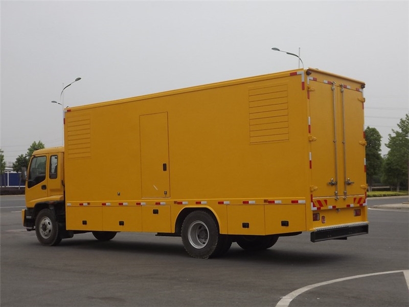 长岭租赁发电机-柴油发电机组机房烟管的布置与安装