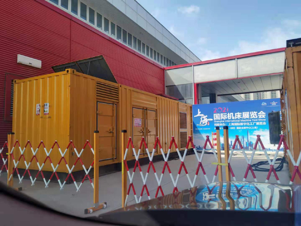 长岭发电车出租-发电机无电压或电压太低怎么办？